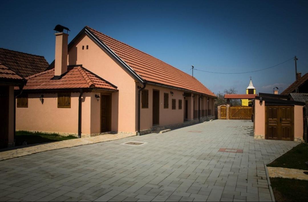Kuca Za Odmor Poppke Apartment Fericanci Exterior photo