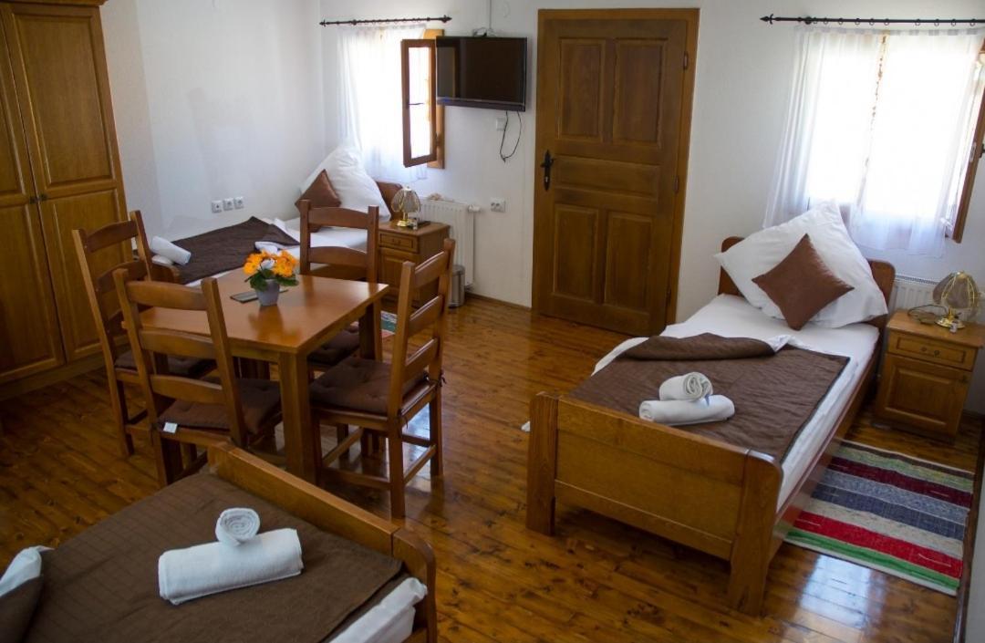 Kuca Za Odmor Poppke Apartment Fericanci Exterior photo